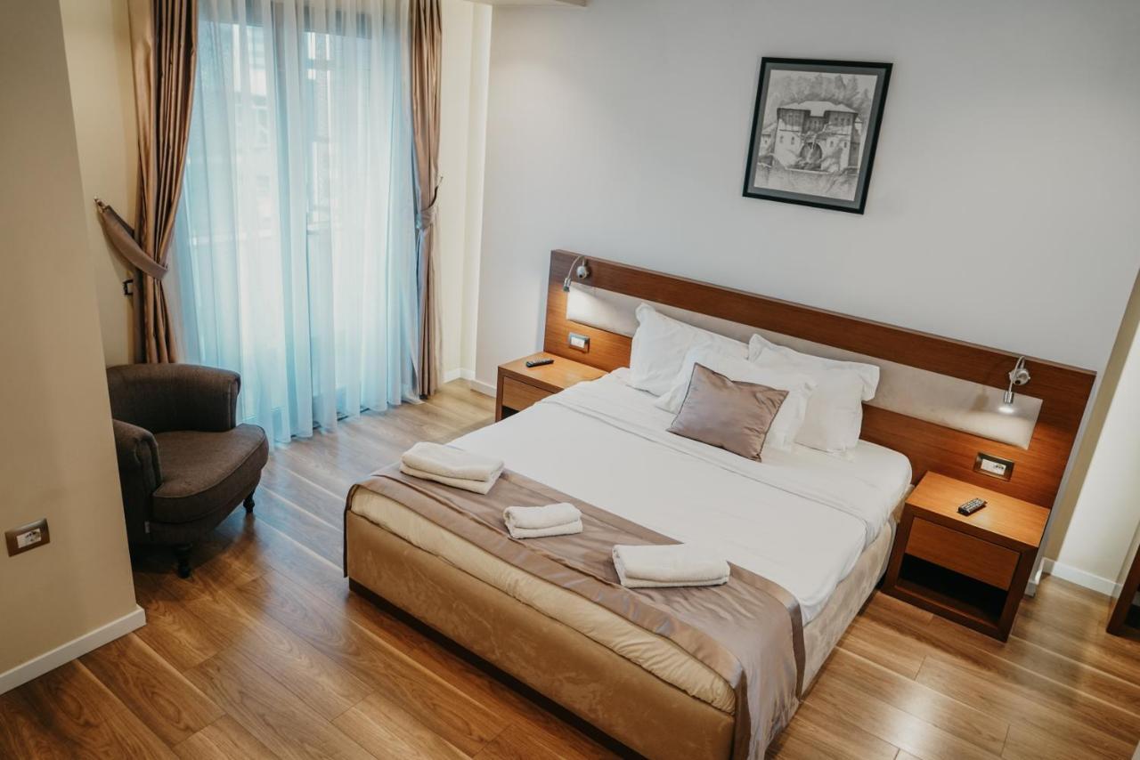 Center Hotel Gjirokastër Extérieur photo