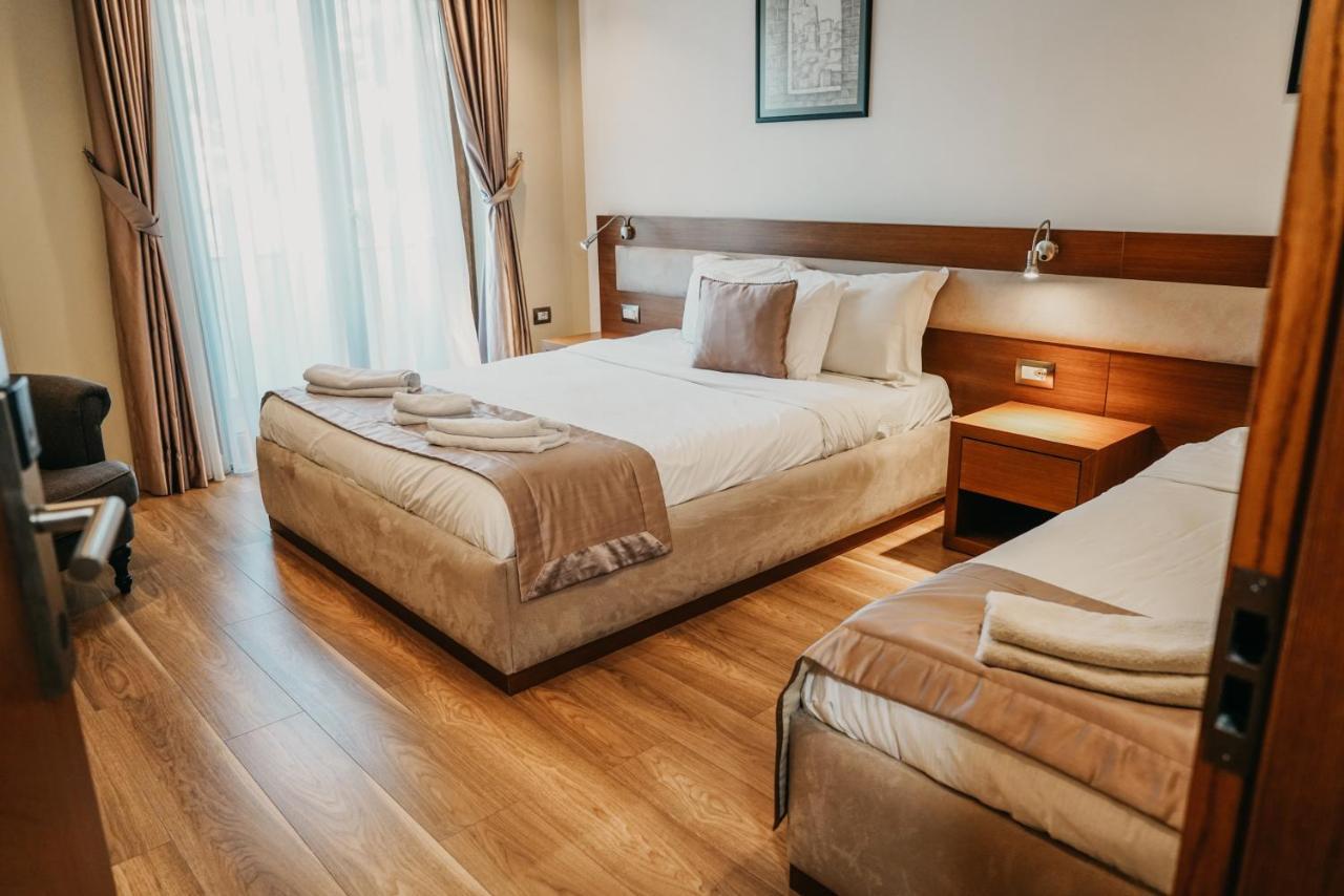 Center Hotel Gjirokastër Extérieur photo