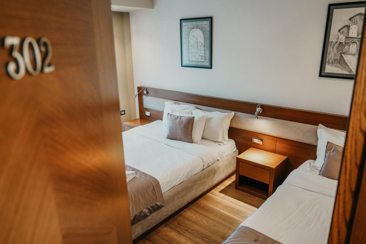 Center Hotel Gjirokastër Extérieur photo