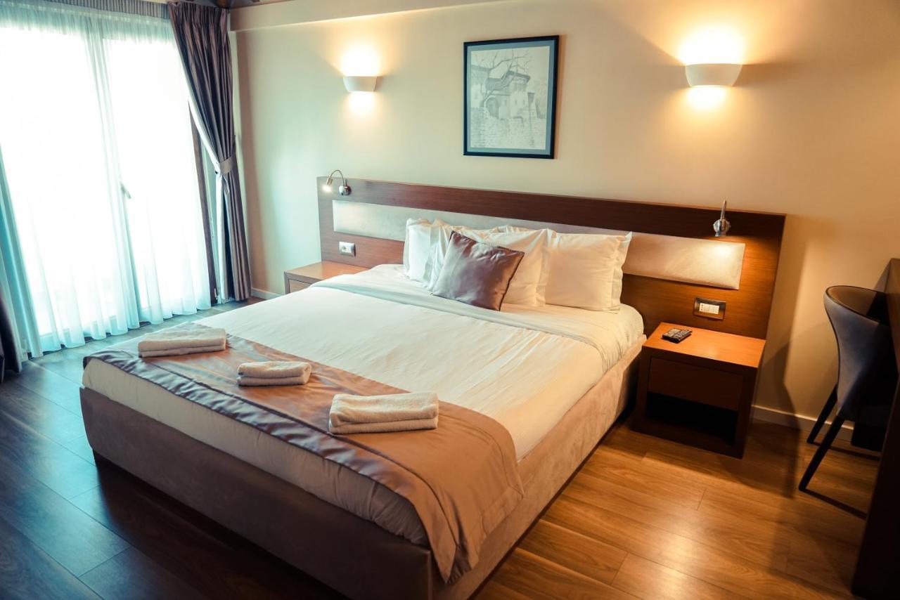 Center Hotel Gjirokastër Extérieur photo
