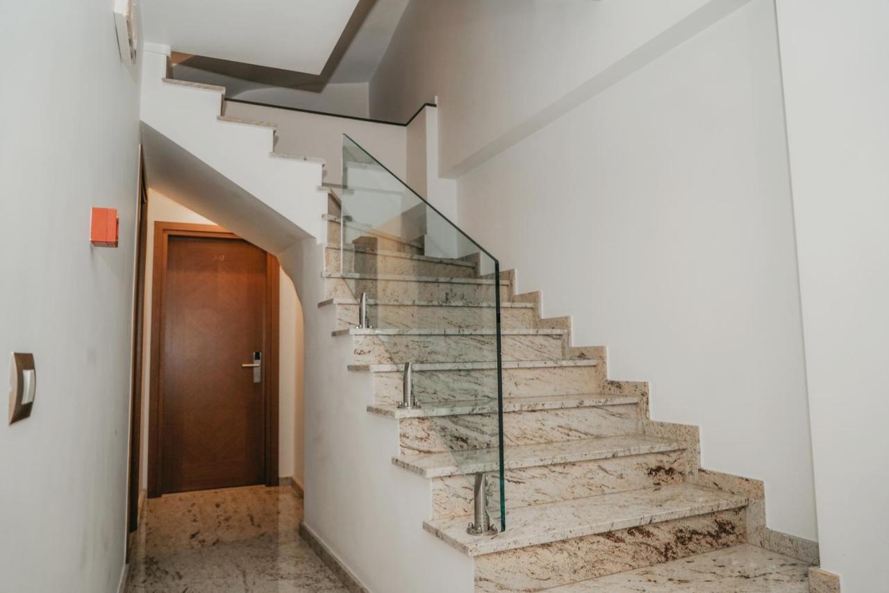Center Hotel Gjirokastër Extérieur photo